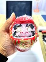 ดารุมะ ค่าธรรมเนียมพิเศษ Takasaki Daruma (9cm)เครื่องรางนำโชคญี่ปุ่น ตุ๊กตาดารุมะสีแดง ขอพรได้สมความปรถนา โชคดีในทุกๆด้าน บูชาร่วมกับ สีขาว สีทอง สีเหลือง สีเงิน เพื่อโชคการเงินที่สมบูรณ์