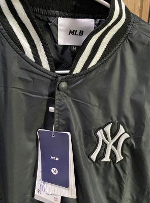 MLB เสื้อแจ็คเก็ต ผ้าร่ม กันลม กันแดด อก 30-32​” แท้100% จาก​ Outlet