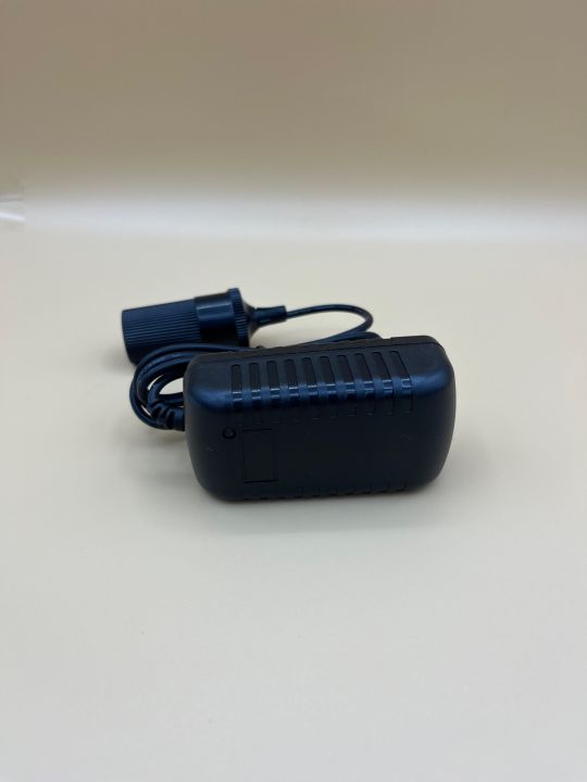 adapterหม้อแปลง12v2aหัวเบ้าบุหรี่-แปลงเสียบไฟบ้านออกเบ้าจุดบุหรี่ในรถ-สามารถใช้อุปกรณ์ใช้ในรถมาใช้ในบ้าน