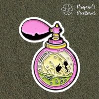 ʕ •ᴥ•ʔ ✿ พร้อมส่ง : เข็มกลัดลายขวดน้ำหอมหัวกระโหลก | Skull Perfume Bottle Enamel Brooch Pin.