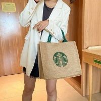 กระเป๋าถือผ้ากระสอบ ด้านในมีผ้าซับใน ลาย สตาร์บัค Starbucks ขนาด 35x30x17 ซม.