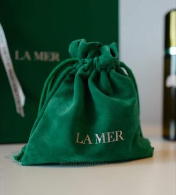 กระเป๋า La Mer ผ้ากำมะหยี่ สายเชือกรูด สีเขียว
