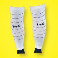 ถุงเท้าตัดข้อสำเร็จรูป Movic #ขาวลายดำ (Sleeve Socks)?