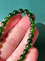 โครม ไดออบไซด์ ( Chrome Diopside )