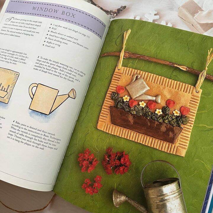 more-delightful-doughcraft-projects-from-top-designer-linda-roger-country-dough-craft-for-your-home-หนังสือกิจกรรม-ปั้นแป้งโดว์สร้างสรรค์