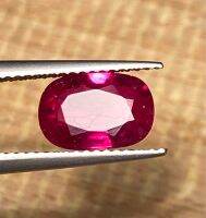 ทับทิมธรรมชาติ 2.79 กะรัต รับรอง HGT 10x6.7x4.1mm 2.79cts natural ruby HGT certified 10x6.7x4.1mm