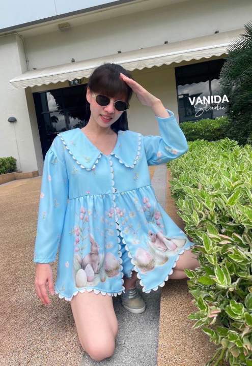 ชุดเซ็ตเสื้อ-กางเกงพิมพ์ลายป้ายvanida