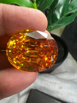 CZ YELLOW 26X22 mm weight 90 กะรัต (carats )แพซ CZ เพชรรัสเซีย เนื้อแข็ง พลอย cubic zirconia น้ำหนัก  (1 เม็ด ) ขนาด  แพซ พลอย LAB MADE 100%.