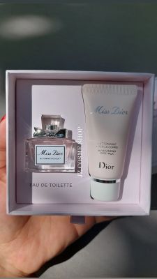 เซตมินิ  Dior Miss Dior Blooming Bouquet EDT 5 ml + Body Milk 20 ml