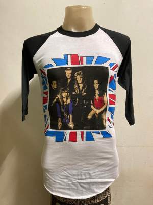 เสื้อวง แขนสามส่วน Def Leppard สไตล์วินเทจ