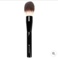 Illamasqua Powder Brush สินค้านำเข้าจากอังกฤษ 

ราคาพิเศษมากๆ 699 บาท