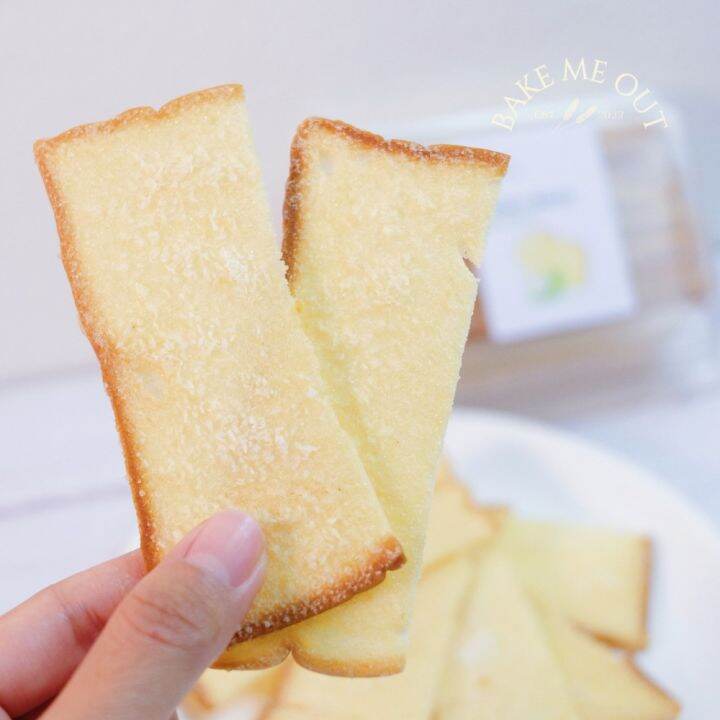 ขนมปังกรอบ-รสมะพร้าว-crispy-bread-coconut-bake-me-out-เบคมีเอาท์