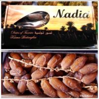 อินทผลัม Nadia อินทผาลัมอบแห้งแบบติดก้าน กรอบ นุ่ม หวาน มันส์  ขนาดกล่อง 500 กรัม