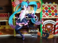 Hatsune Miku มือ2สภาพดีไม่มีฐาน Vocaloid Cat Ears Artist 2022Taito 23 cm Anime Figure Collectile Model Action Toys 23Cm Desktop Ornaments