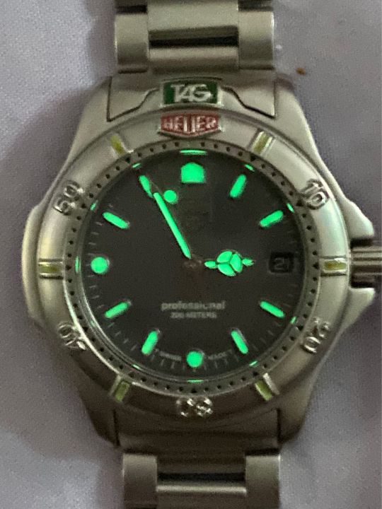 tag-heuer-professional-200-m-quartz-บอยไซร์-ซีรี่ย์-4000-ตัวเรือนสแตนเลส-2-กษัตริย์-นาฬิกาผู้ชาย-นาฬิกามือสองของแท้