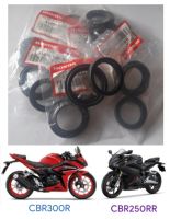 ซีลน้ำมัน,ยางกันฝุ่น แท้ Honda CBR 250,300 size 37-50-11 แพ็คคู่