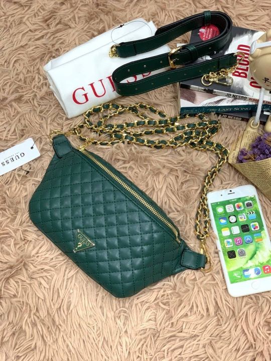 guess-quilted-belt-bag-กระเป๋าสะพายทรงคาดอกรุ่นใหม่จากguess-วัสดุหนังpu-เรียบเงาสวยดูโดดเด่น