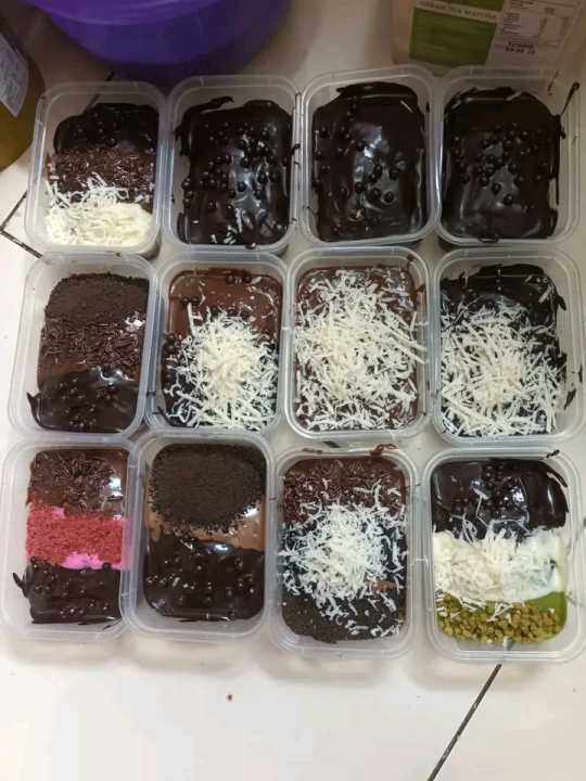 BROWNIES KUKUS LUMER DESSERT BOX MINI UKURAN 200ML Lazada Indonesia
