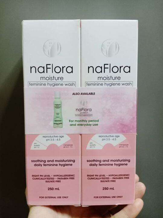 150ml / 250ml naFlora MOISTURE feminine hygiene wash for women of