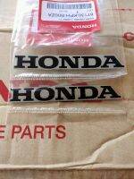 สติ๊กเกอร์แท้HONDA,สีดำพื้นหลังเทา ติดบังลมหน้าซ้าย ขวาเวฟ125S,R,หัวเถิก,หัวแหลม,2ชิ้น