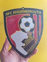 บอร์นมัธ AFC BOURNEMOUTH ขนาด 20 * 15.5 cm น้ำหนัก 0.4 กิโลกรัมเหล็กหนา 2 มม ทำสีเหมือนจริงและเคลือบเคฟล่าใช้สี 2K พ่นเคลือบเงาสีพ่นรถยนต์ภายนอก