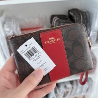 ?️คล้องมือ1 Zip S

COACH F58035

IM/ BROWN 1941 RED