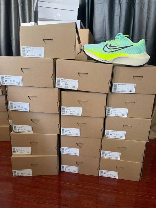 รองเท้าวิ่งผู้หญิง-nike-zoomfly-5-ของแท้