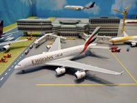 โมเดลเครื่องบิน Gemini Jets: [GJ2054] 1:400 Emirates Airlines A380 A6-EUV