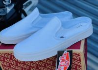 รองเท้าผ้าใบใส่สบายจ้า Vans ภาพนี้ถ่ายจากสินค้าจริง 100%