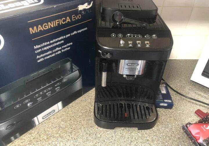 Delonghi Magnifica Evo ECAM290.22.B Automatic Espresso Machine | Lazada PH