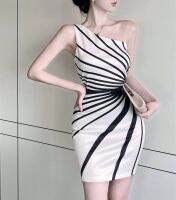 Black and White Dress One Shoulder ชุดเดรส โชว์ไหล่ ไหล่ข้างเดียว ชุดทำงาน ชุดออกงาน