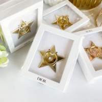 DIOR STAR SMARTPHONE RING LIMITED EDITION ที่ติดหลังโทรศัพท์สุดหรูจาก ???? รูปดาวสีทอง