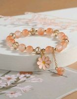 กำไลข้อมือแฟชั่น กำไลข้อมือจี้ดอกไม้  Flower Charm Beaded Bracelet

(ส่งจากไทย)