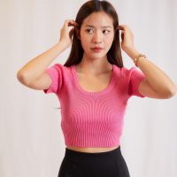 เสื้อครอปไหมพรม Knitted Crop Top