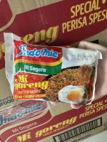 ❤️รุ่นนำเข้า❤️ Indomie Mi Goreng Instant Fried Noodles 85g. อินโดมี่ หมี่โกเรง บะหมี่แห้งกึ่งสำเร็จรูปรสออริจินัล ( Exp. 04/2024 )