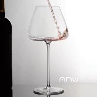 ?Crystal Wine Glass? แก้ว Crystal สำหรับดื่มไวน์ขนาดใหญ่ ก้นแก้วบาน และงุ้มที่ปลายแก้ว กักเก็บกลิ่นของไวน์