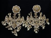 EVINCO JEWELRY GOLD PLATED STONE AND PEARL CHAND BALI EARRING