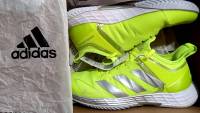 รองเท้าเทนนิสผู้หญิง Adidas adizero ubersonic 4w ราคาลดเหลือ 2,990 บาทจาก 4,000 บาท ??Size5.5us  36.5eu 22.5cm