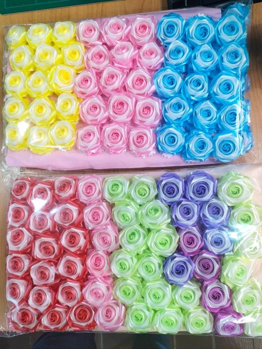 เหรียญโปรยทานกุหลาบคละสี100ชิ้น-พร้อมเหรียญ