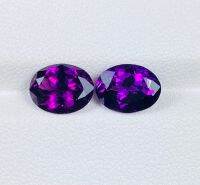 โกเมนโรโดไลท์สีม่วงธรรมชาติ 4.5 กะรัต 9x7 มม. คู่รูปไข่ 4.5cts natural purple rhodolite garnet 9x7mm oval pair