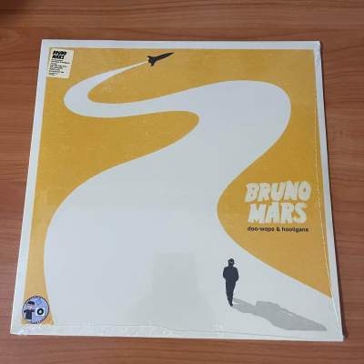 แผ่นเสียง Bruno Mars : Doo-Wops &amp; Hooligans ,Vinyl, LP, Album, Stereo ,Canada แผ่นเสียงมือหนึ่ง ซีล