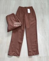 C•O•L•Z•A Trousers กางเกงผ้าสีน้ำตาล สีจริงอ่อนกว่าในรูป เอวสูง เอวสม็อคหลัง ทรงขากระบอก ปลายขาผ่านิดๆ