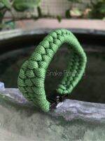 แนะนำ!!กำไลข้อมือ Paracord สีเขียว,แดง,น้ำตาลทอง/กำไลเชือกถัก/ รูปทรงงู มี 3 สีให้เลือก ตัวล็อกกล้ามปู