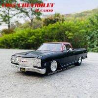 รถ 1:25 1965 Chevrolet EL Camino (Outlaws) [Maisto]