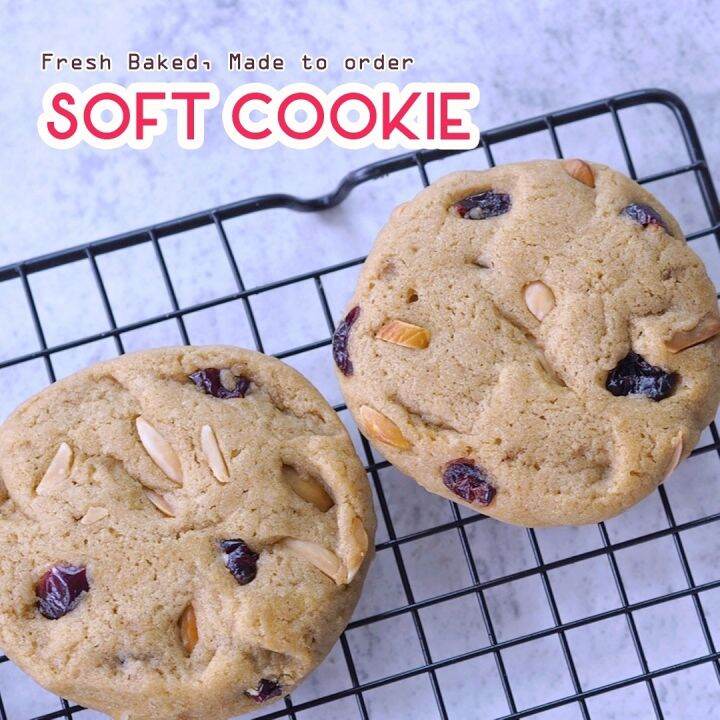 คุกกี้นิ่ม-อัลมอนด์แครนเบอร์รี่-premium-soft-cookies-classic-almond-and-cranberry