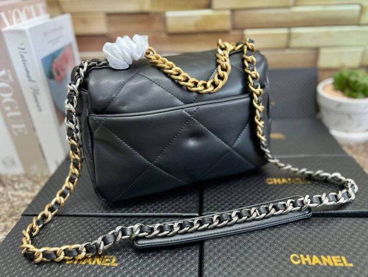 กระเป๋าสะพายไหล่-vip-premium-gift
