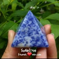 #Sodalite #หินโซดาไลต์
#หินทรงปิรามิดโซดาไลต์