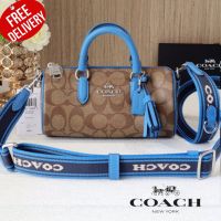 กระเป๋าสะพาย Coach Lacey Crossbody In Signature Canvas