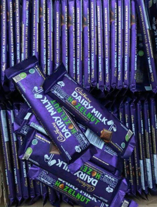 cokelat atau coklat cadbury dairy milk hazelnut 62 gram Lazada Indonesia