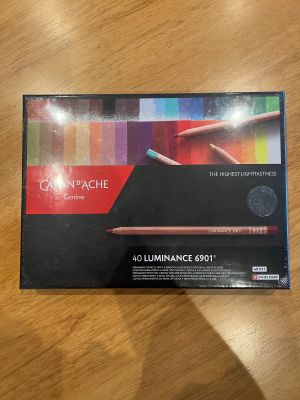Caran D’Ache Luminance 6901, 40 Color Pencils (New)